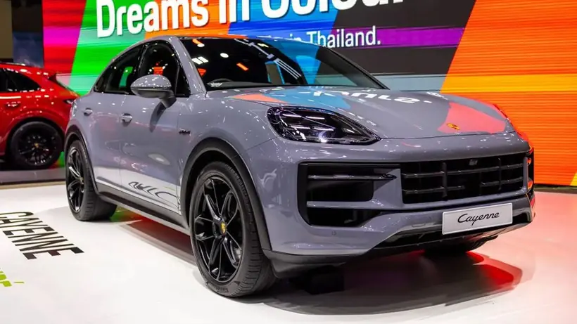 Porsche triệu hồi hơn 173.000 xe vì lỗi camera lùi